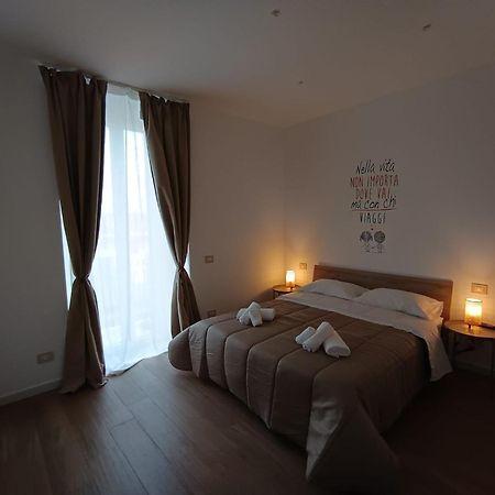 Dimora Crispi 70 Apartment Bari Exterior photo