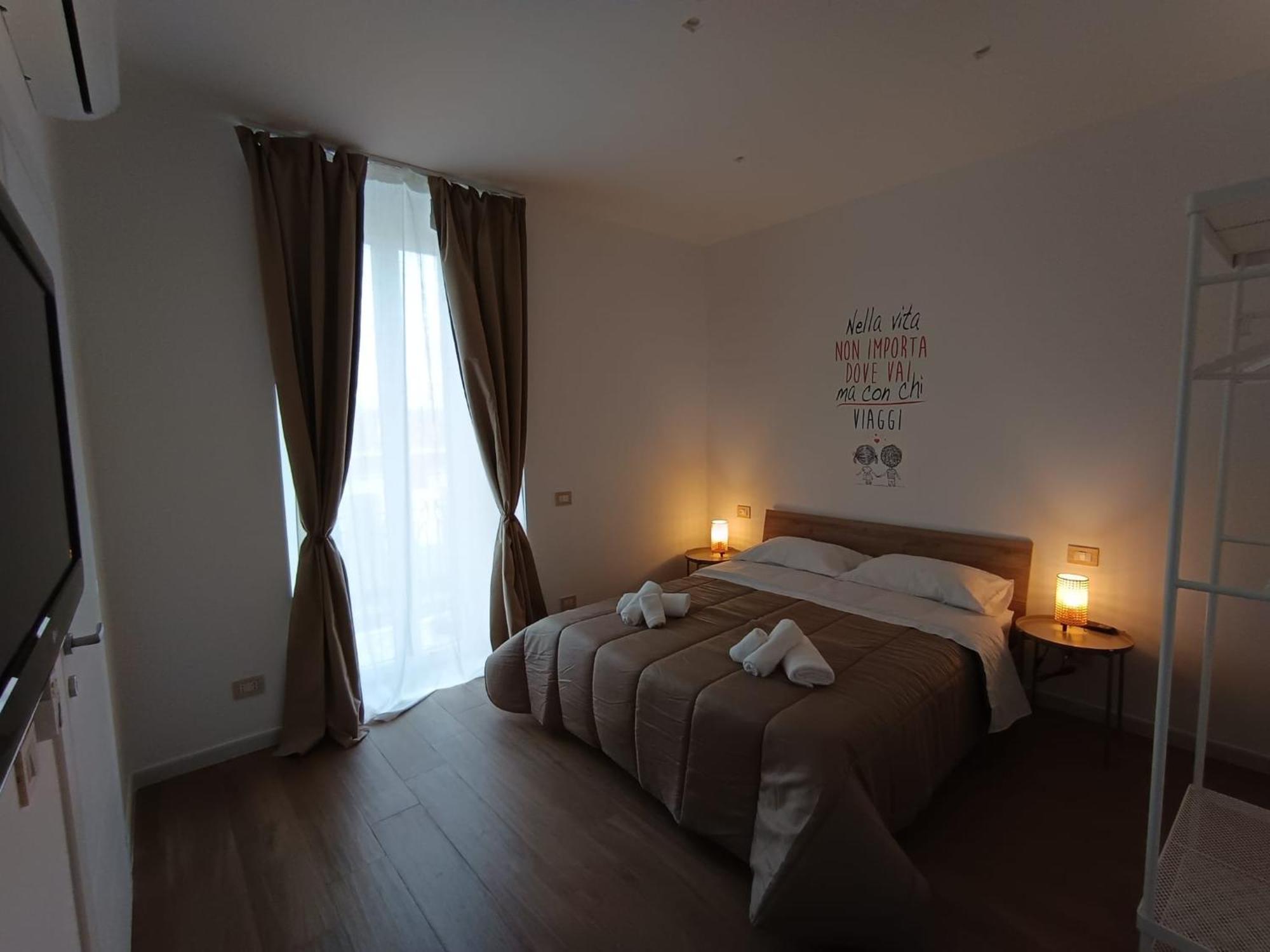Dimora Crispi 70 Apartment Bari Exterior photo