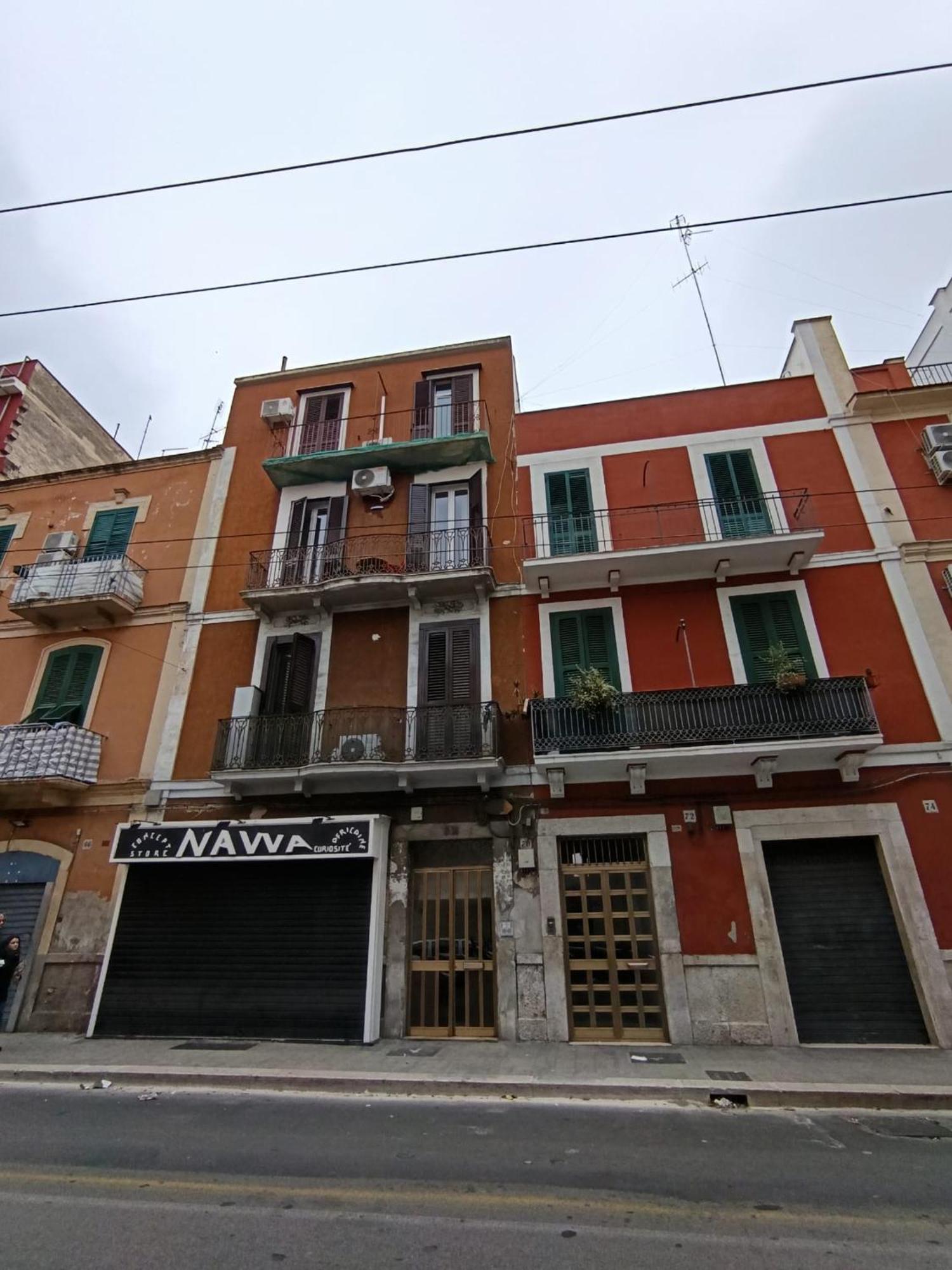 Dimora Crispi 70 Apartment Bari Exterior photo
